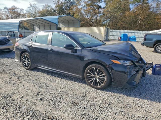 Toyota Camry Se Image 12