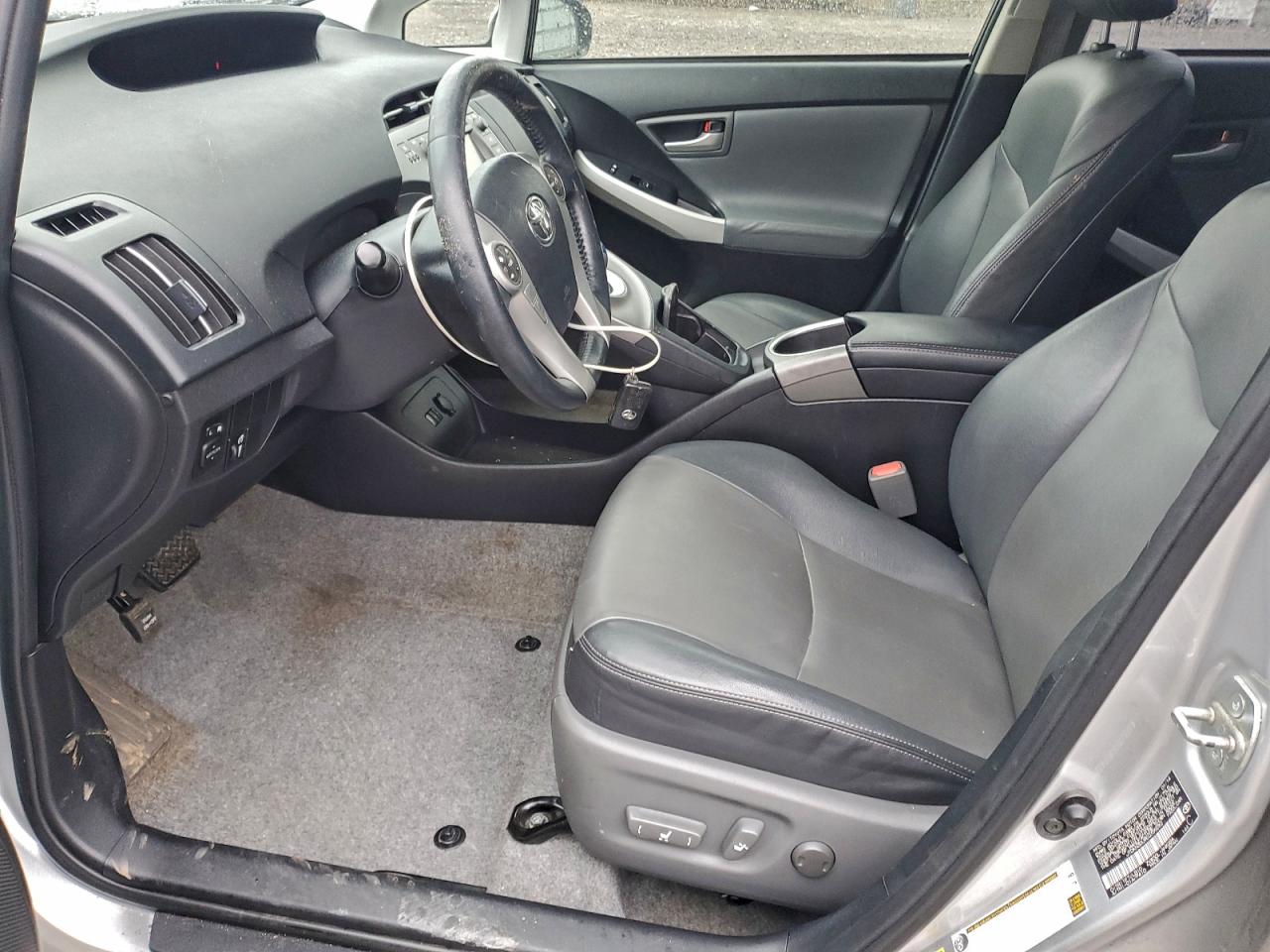 Toyota Prius Image 6