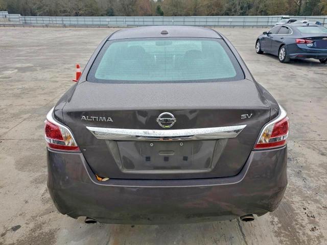 Nissan Altima 2.5 Image 12