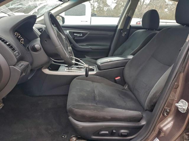 Nissan Altima 2.5 Image 6