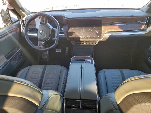 Rivian Rit Adventure Image 3