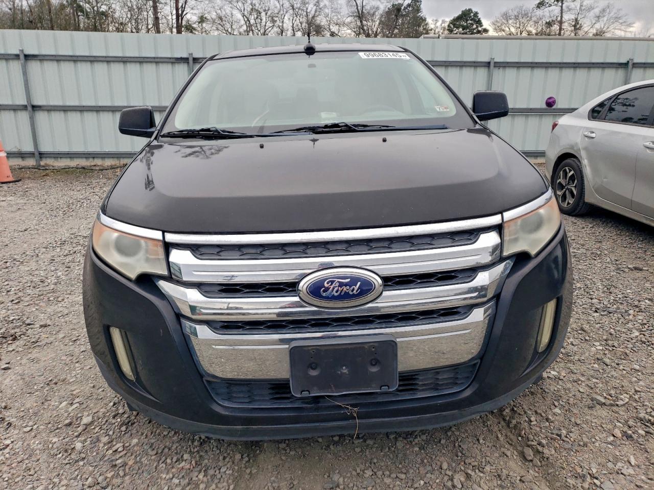 Ford Edge Limited Image 13