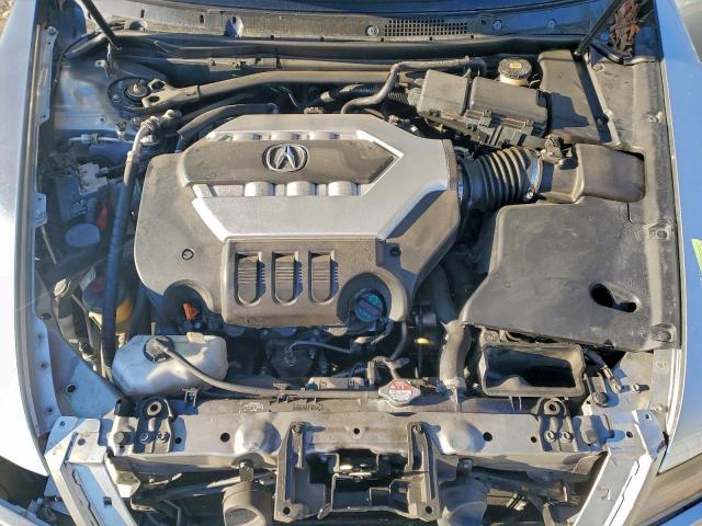 Acura RL Image 11