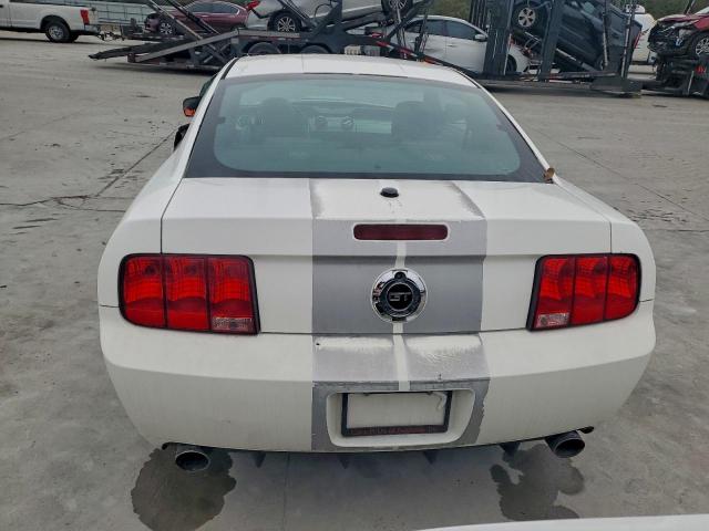 Ford Mustang Gt Image 3