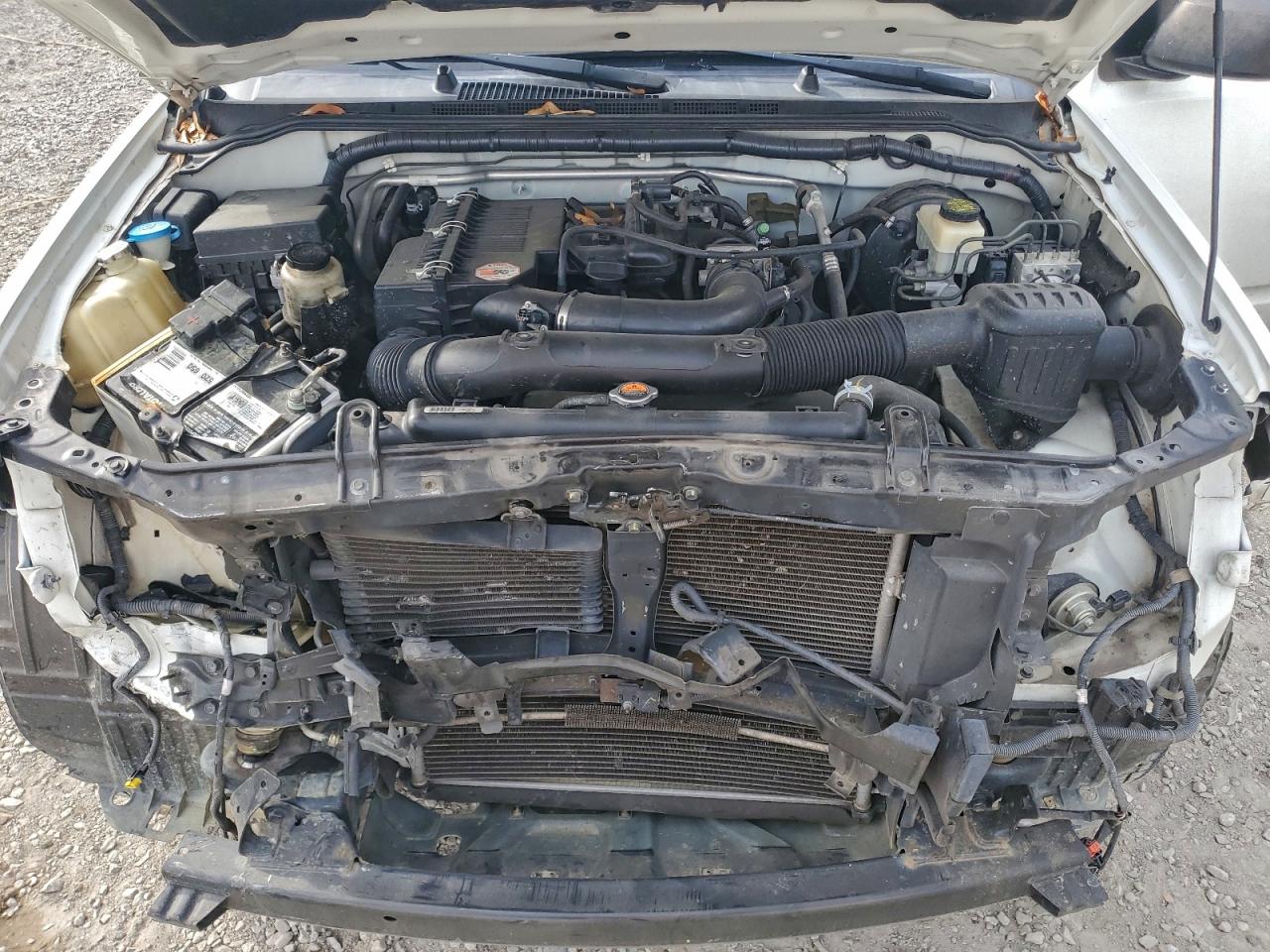 Nissan Frontier S Image 7