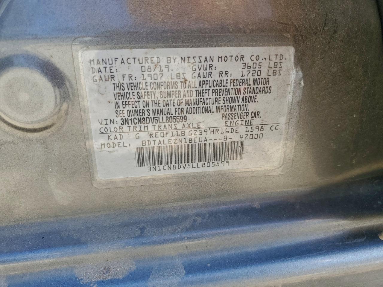 Nissan Versa S Image 11