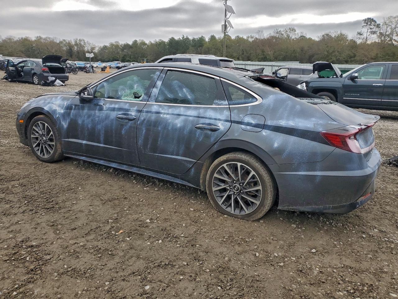 Hyundai SONATA Limited Image 2