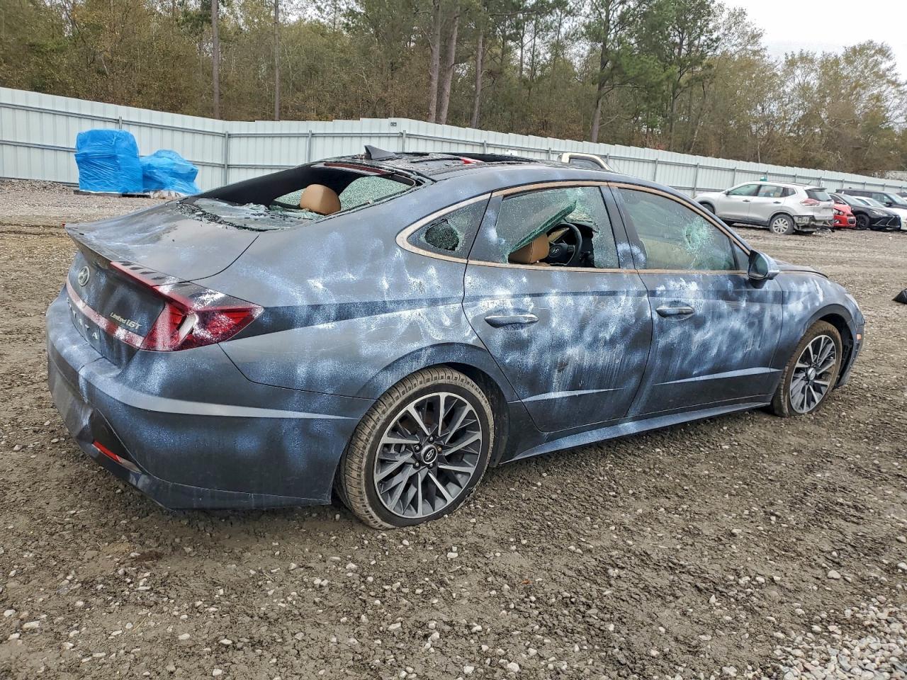 Hyundai SONATA Limited Image 8