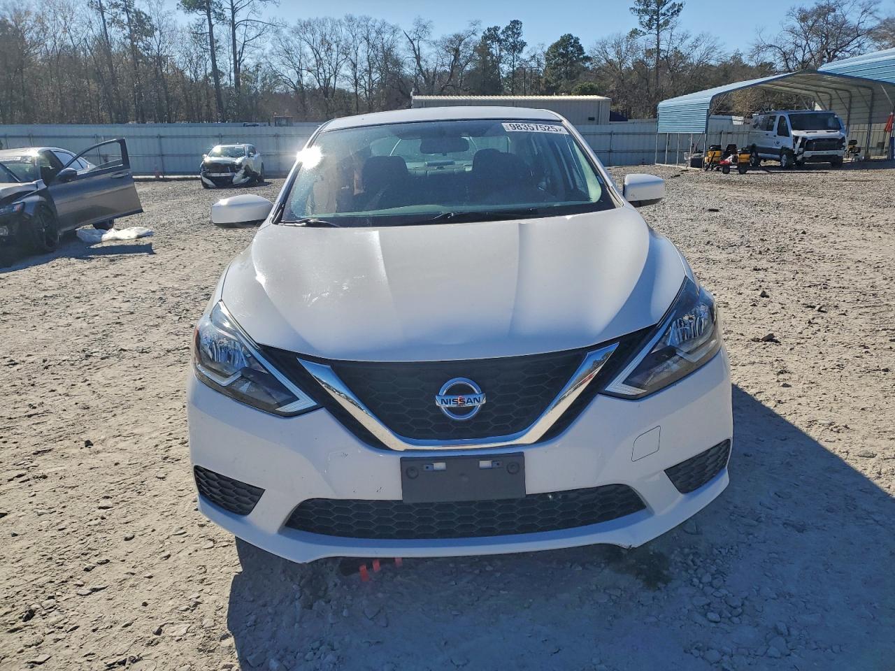 Nissan Sentra S Image 11