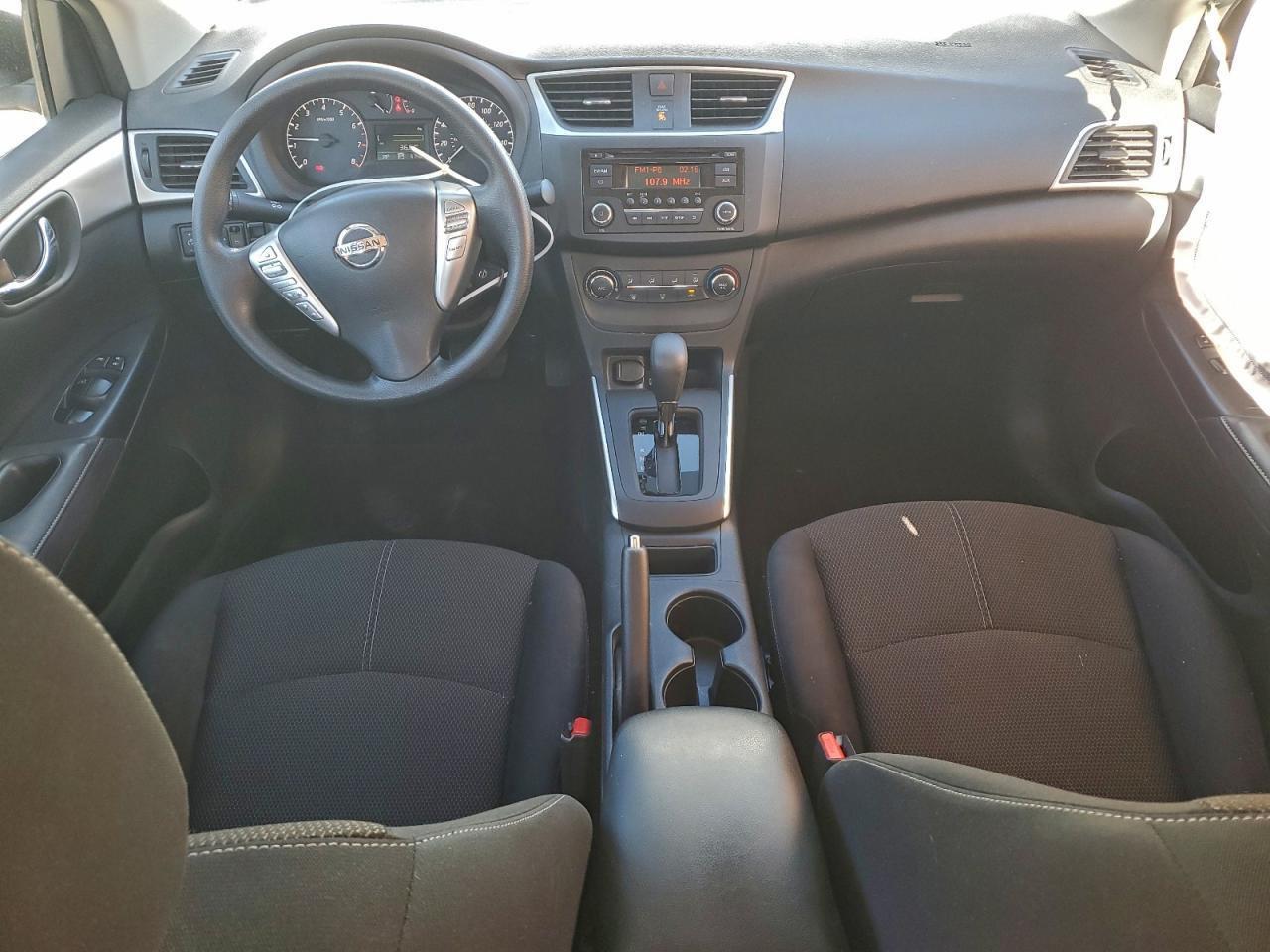 Nissan Sentra S Image 12