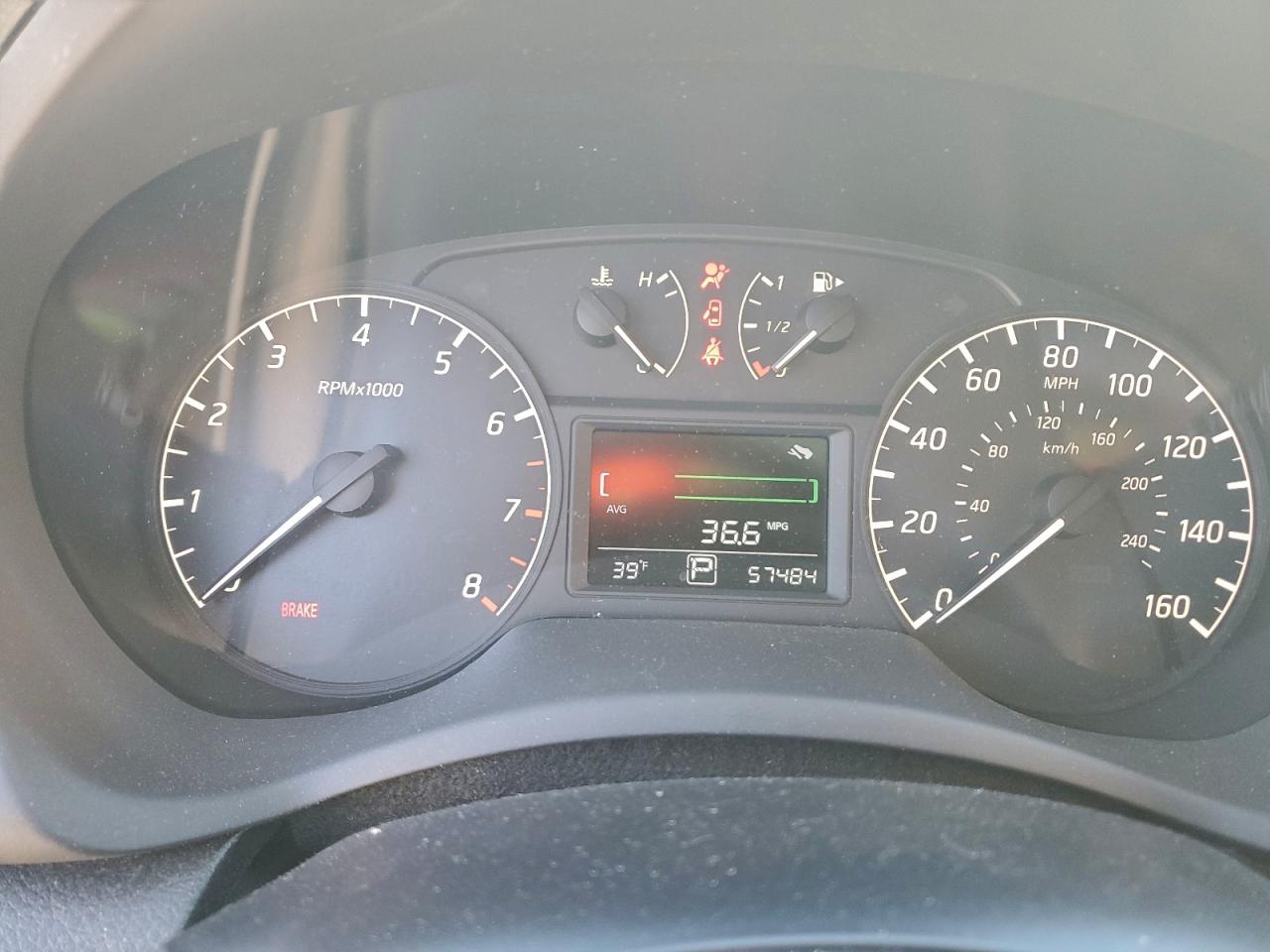 Nissan Sentra S Image 9