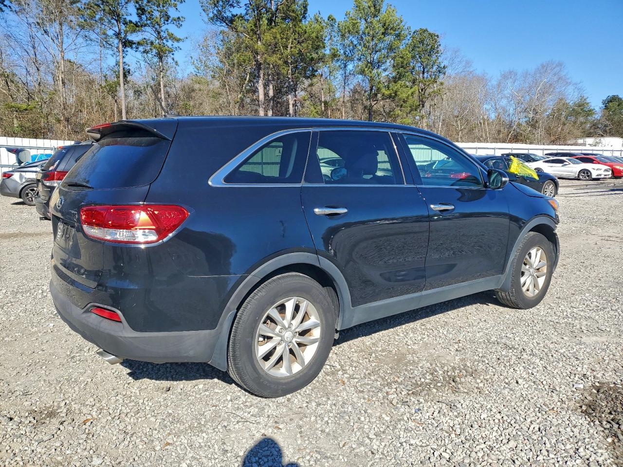 Kia Sorento Lx Image 2