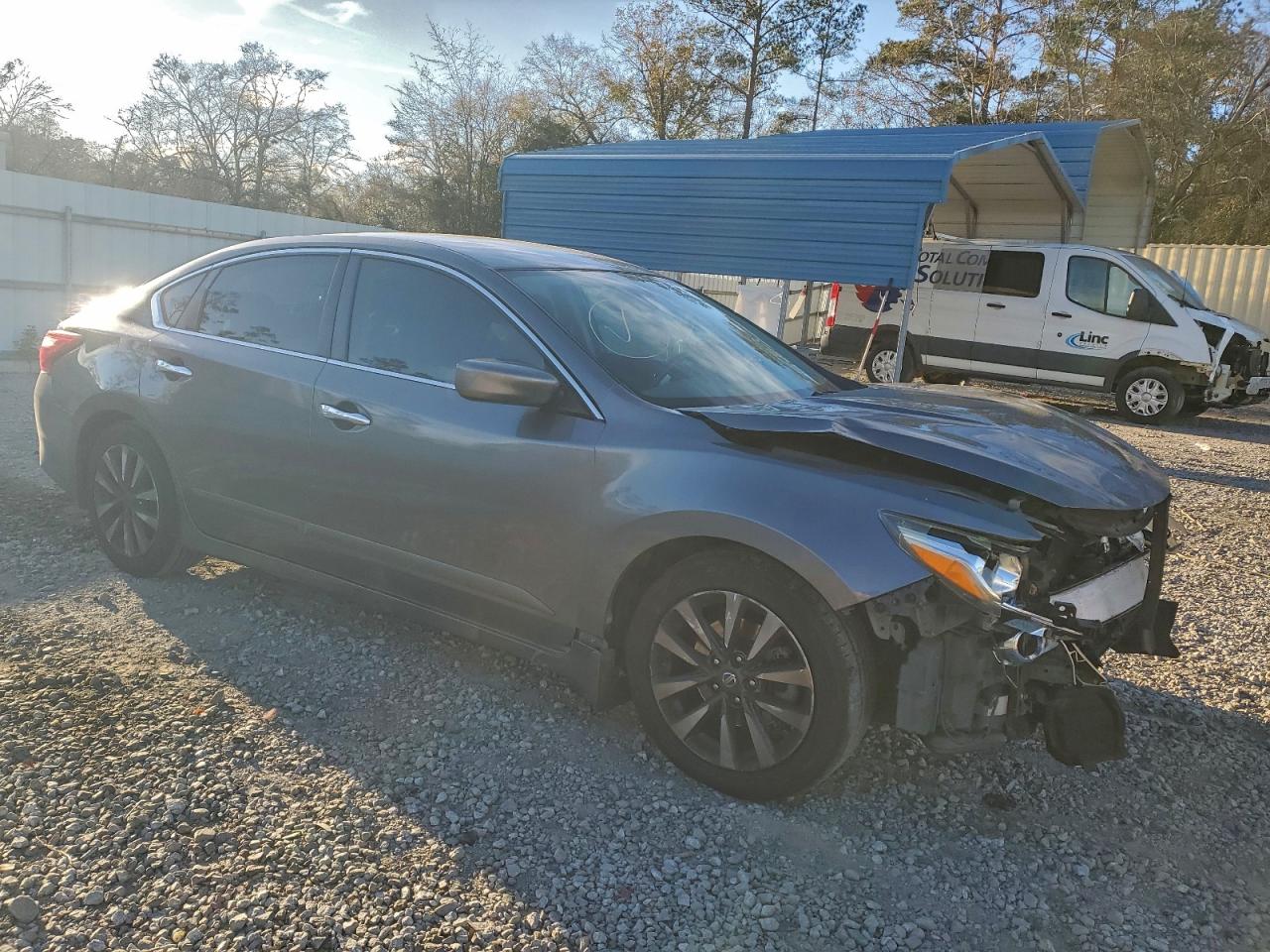 Nissan Altima 2.5 Image 6