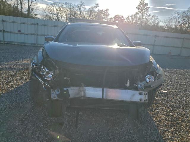 Nissan Altima 2.5 Image 2