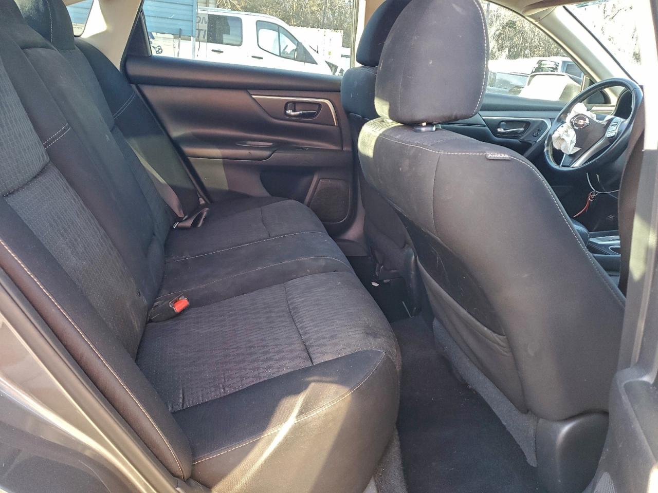 Nissan Altima 2.5 Image 11