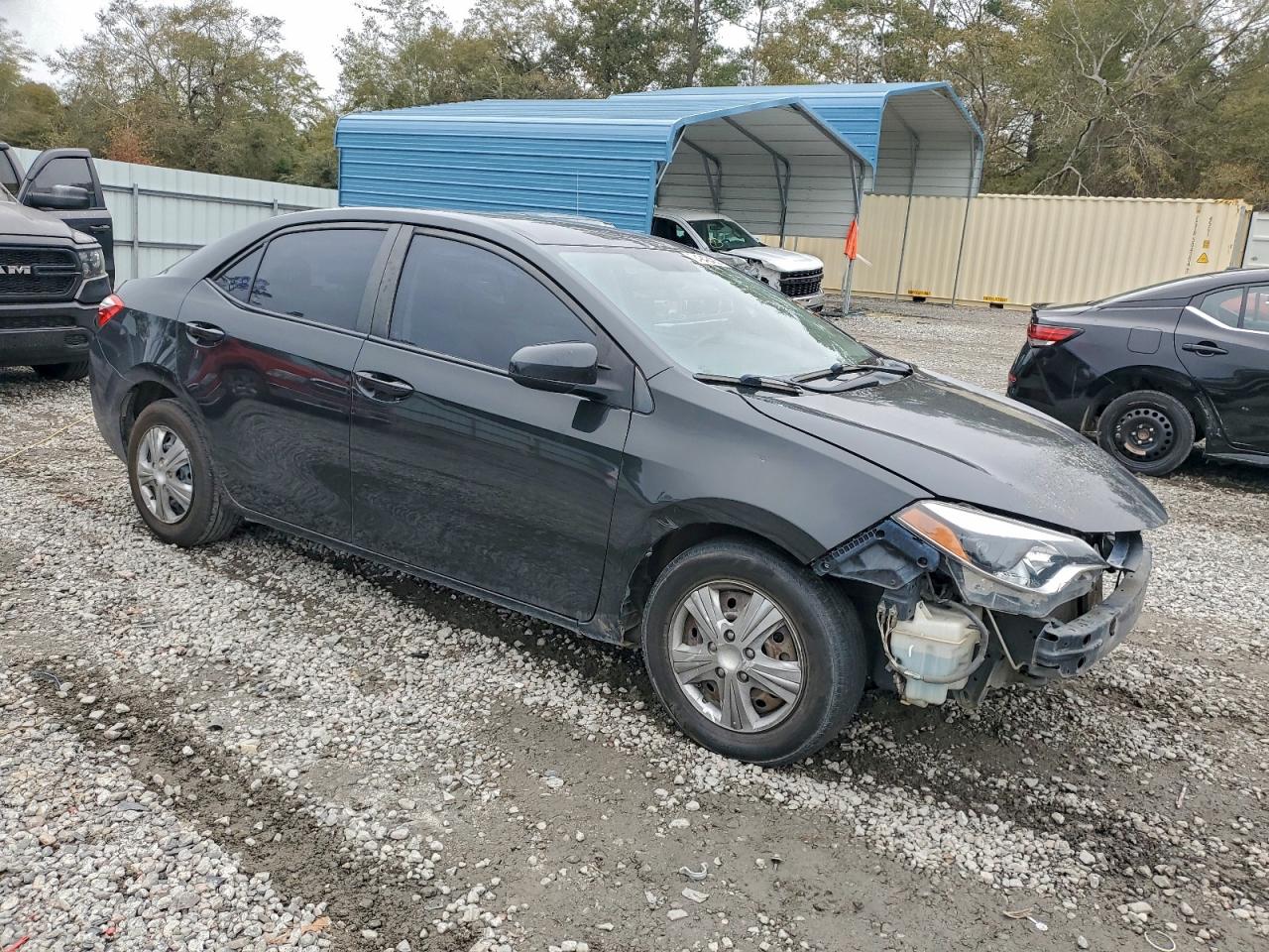 Toyota Corolla L Image 9