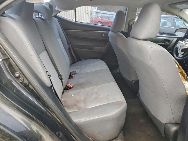 Toyota Corolla L Image 6