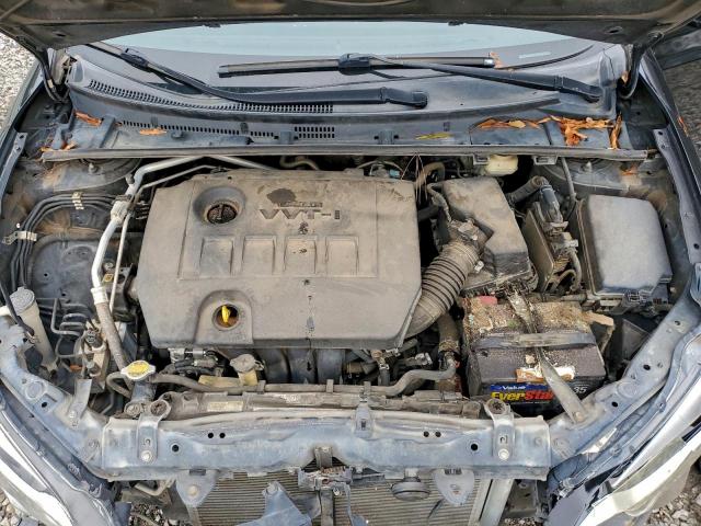 Toyota Corolla L Image 8