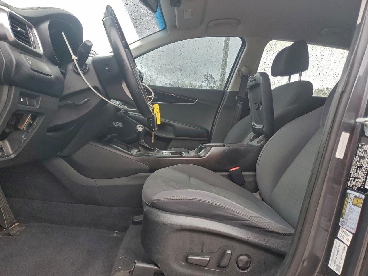 Kia Sorento Lx Image 12