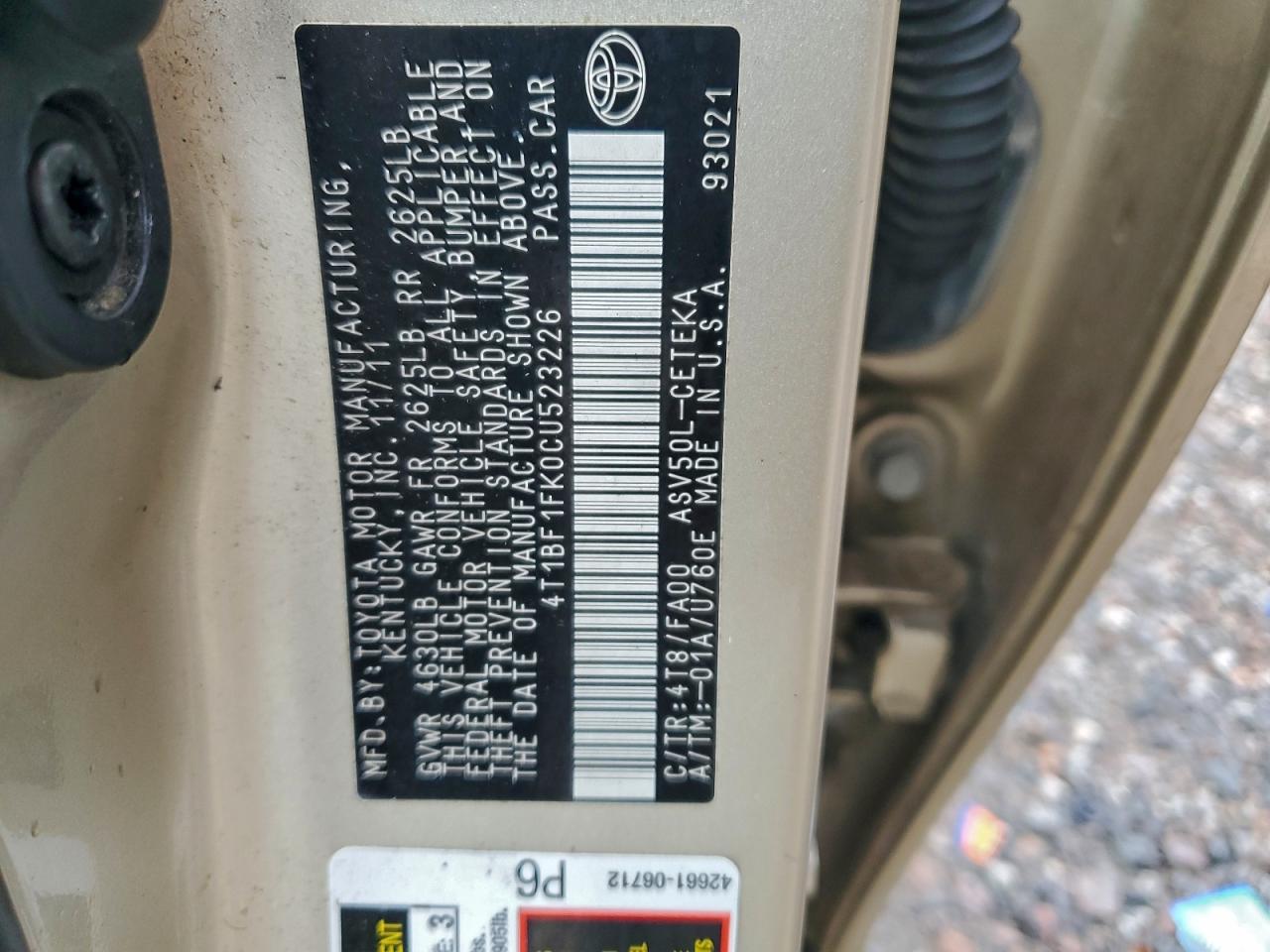 Toyota Camry Base Image 7