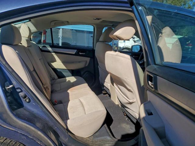 Subaru Legacy 2.5i Premium Image 8