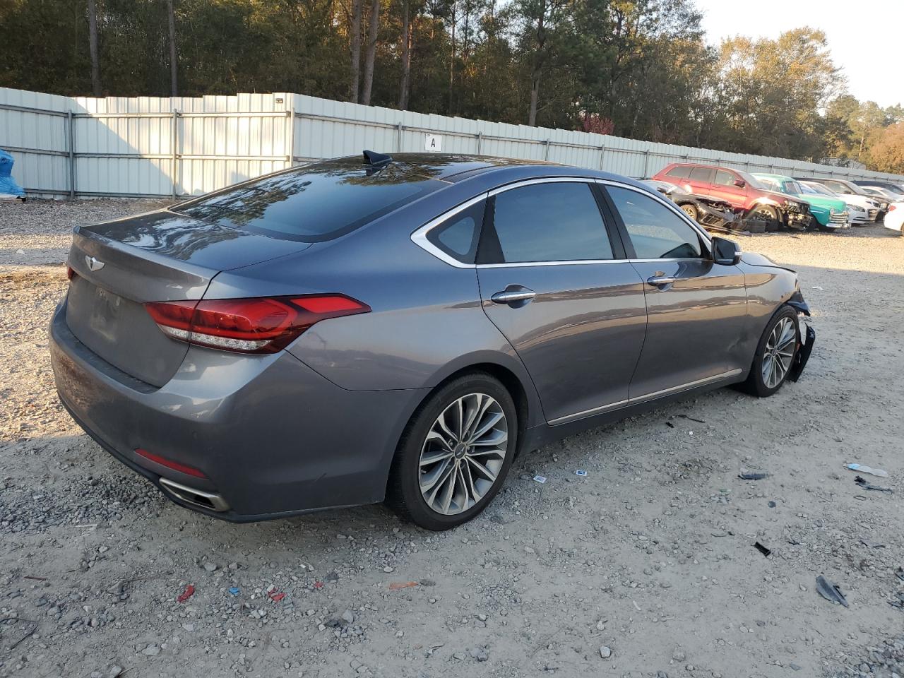 Hyundai Genesis 3.8l Image 3