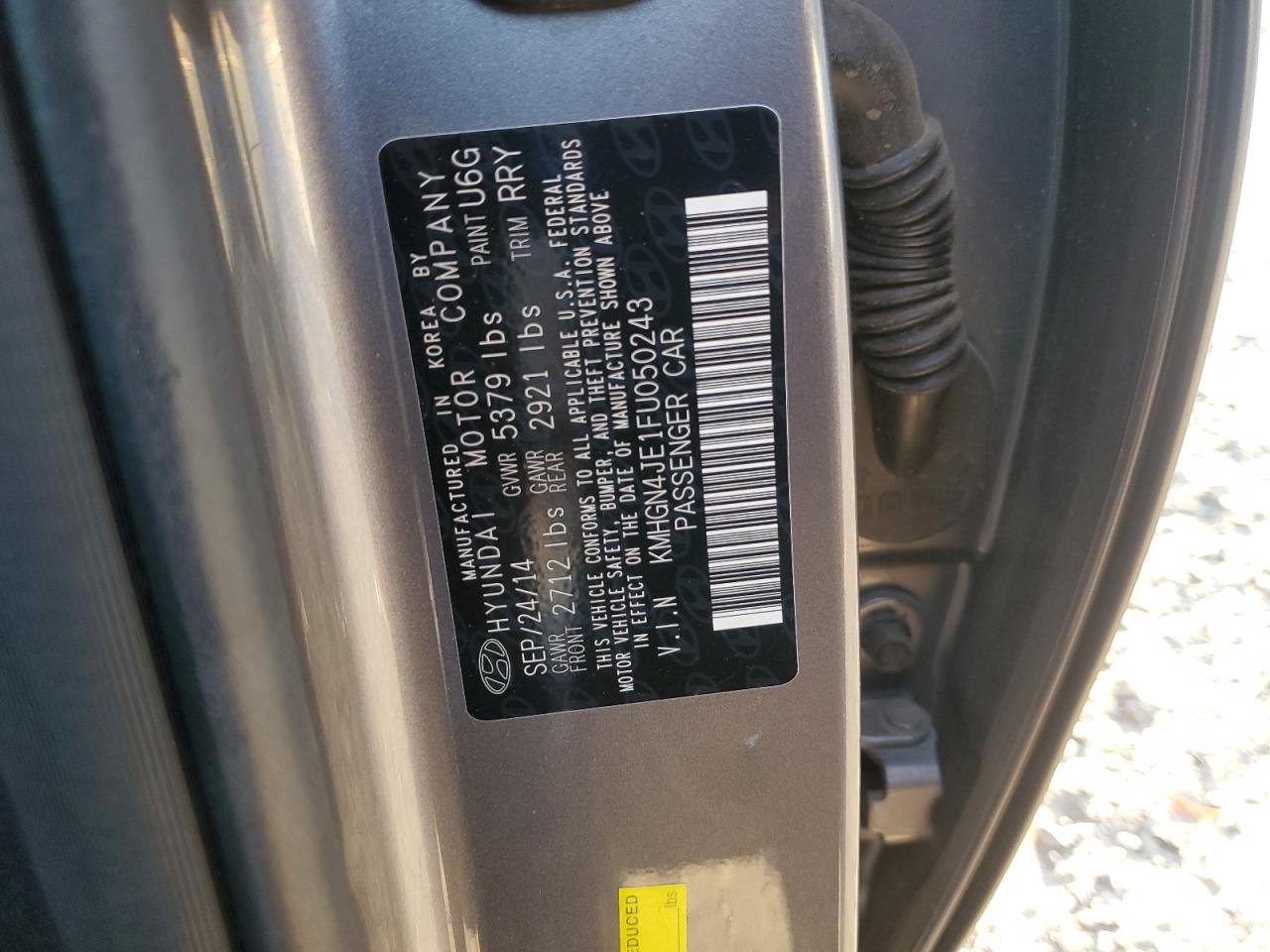 Hyundai Genesis 3.8l Image 8