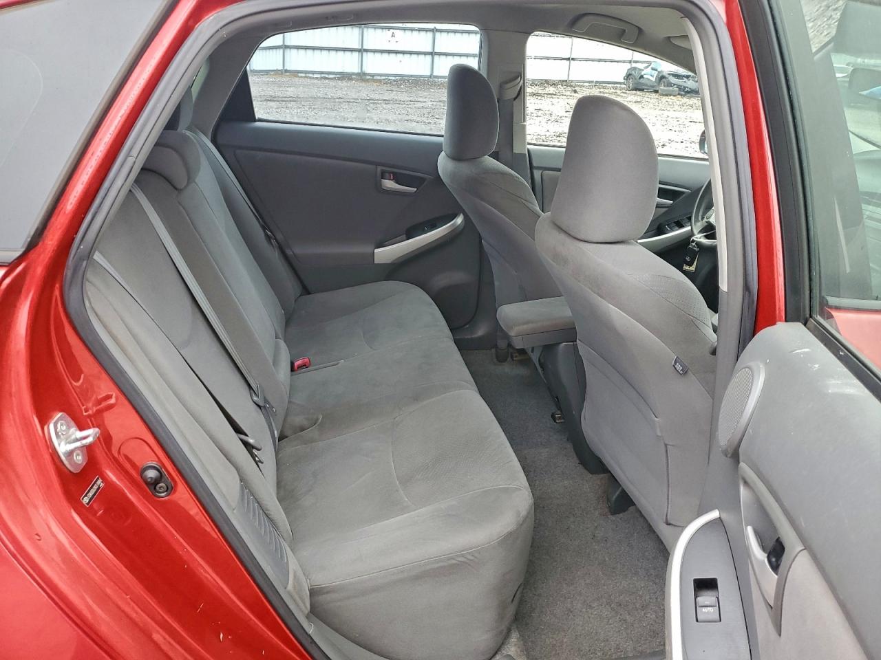 Toyota Prius Image 8