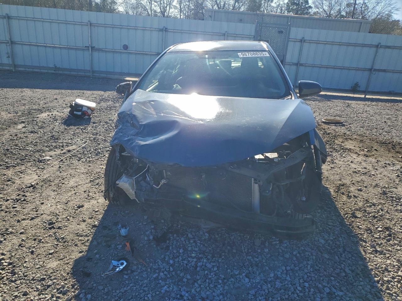 Toyota Corolla L Image 3