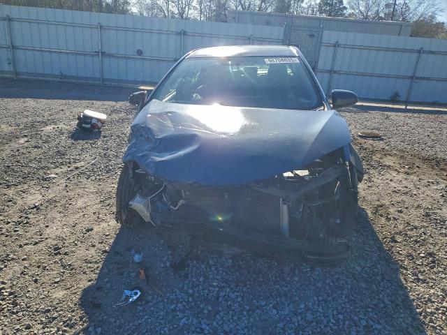 Toyota Corolla L Image 3