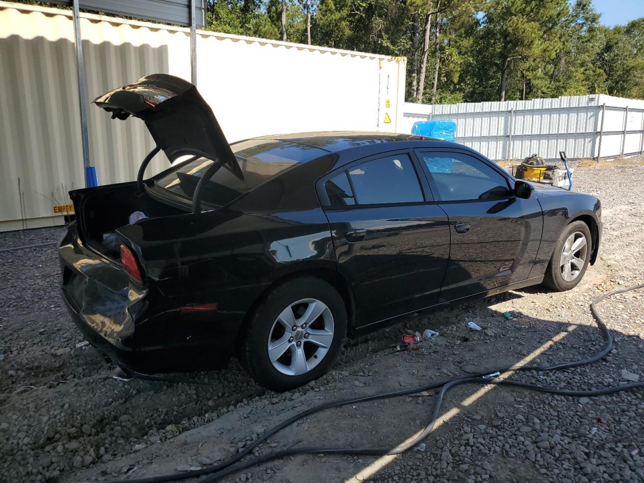 Dodge Charger Se Image 4