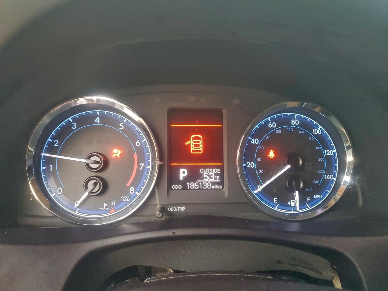 Toyota Corolla L Image 3