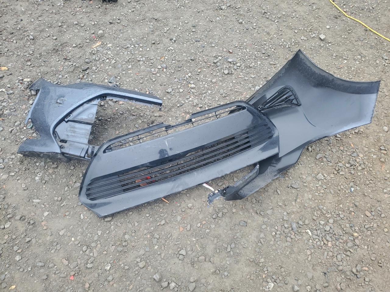 Toyota Corolla L Image 2