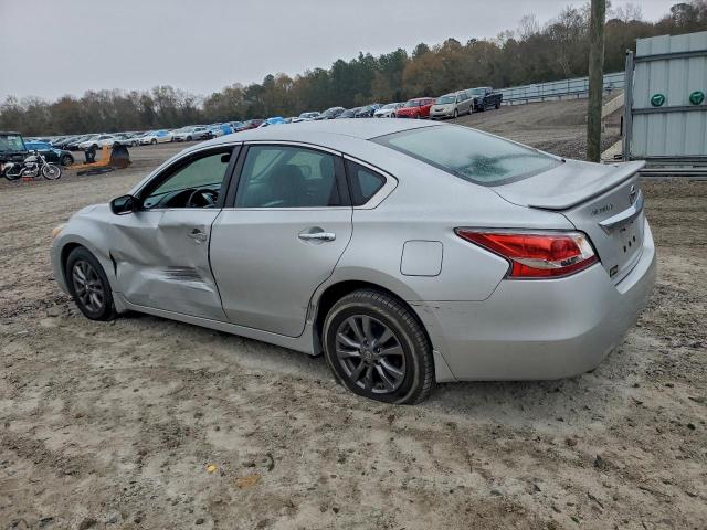 Nissan Altima 2.5 Image 6