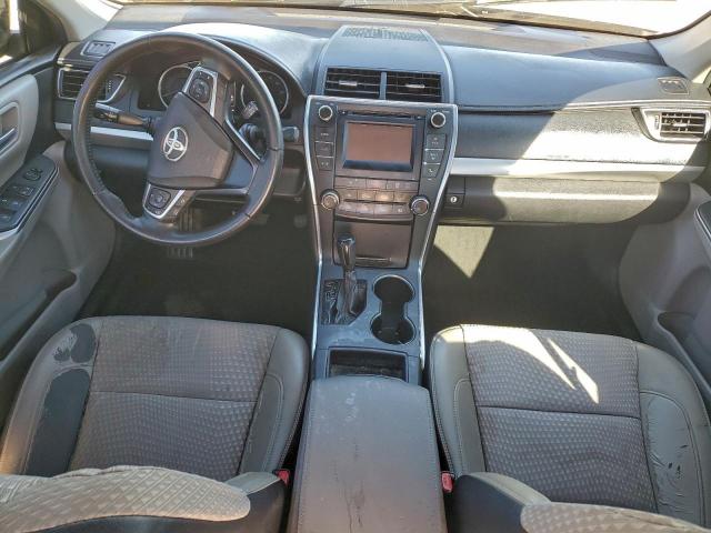 Toyota Camry Le Image 12