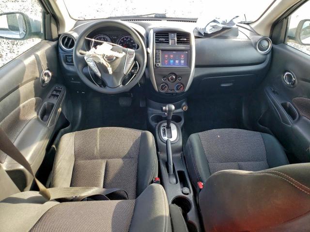 Nissan Versa S Image 9