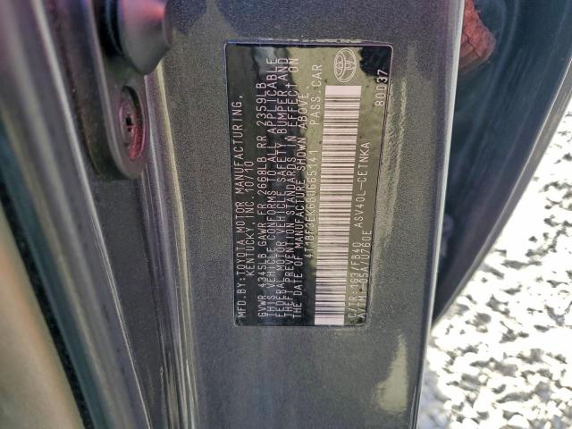 Toyota Camry Base Image 10