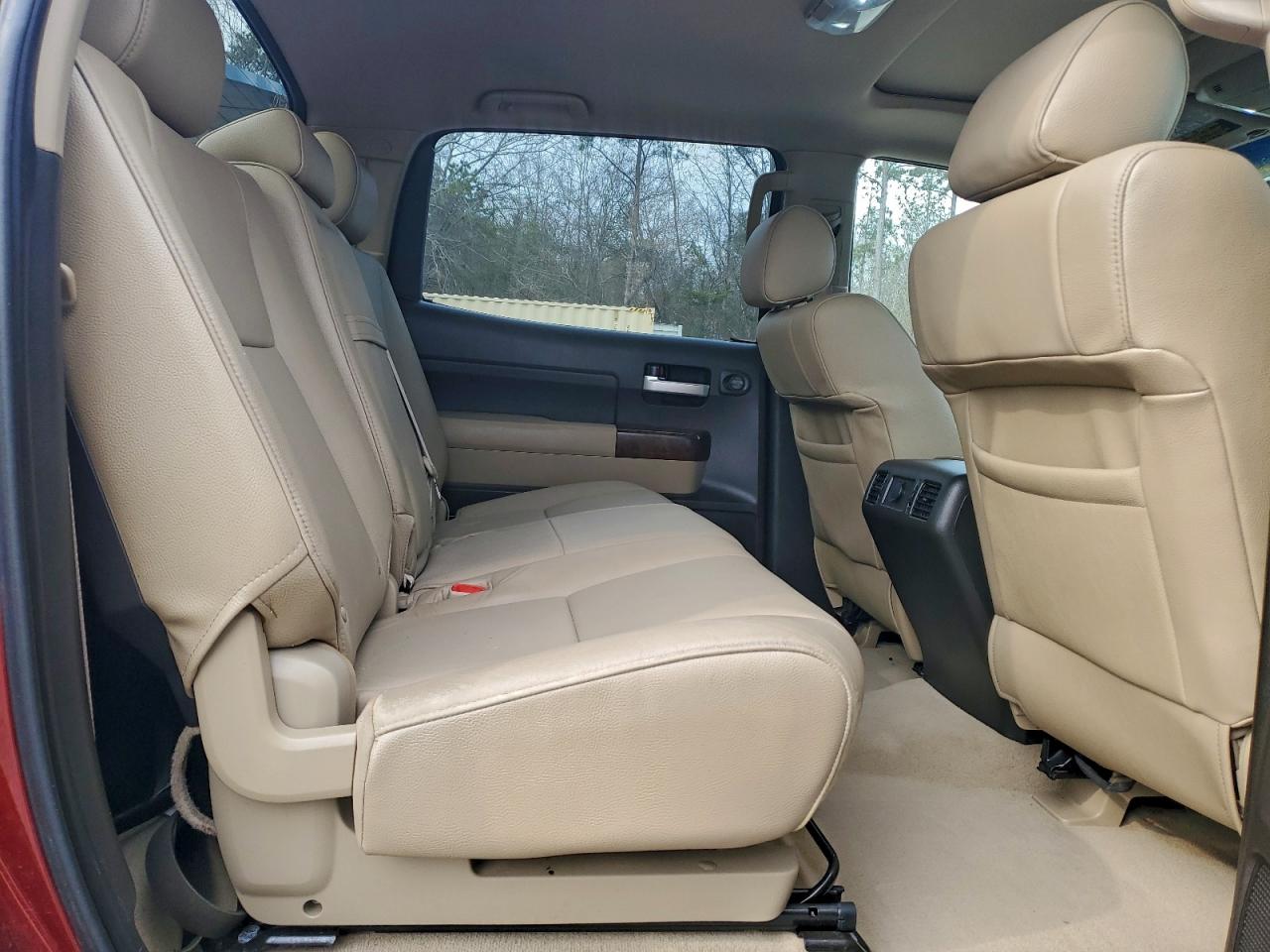 Toyota Tundra Crewmax Limited Image 12