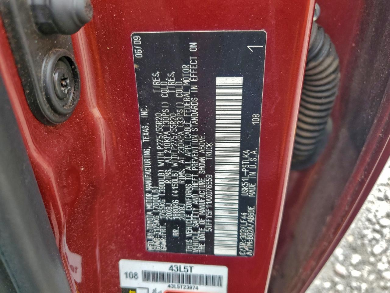 Toyota Tundra Crewmax Limited Image 11