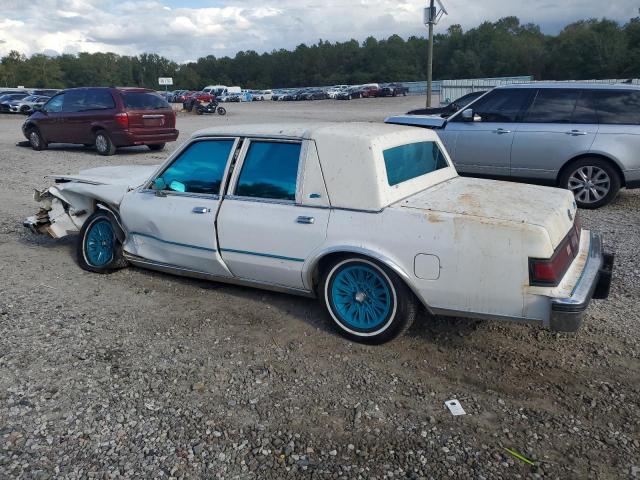 Chrysler Fifth Avenue Image 2