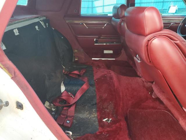 Chrysler Fifth Avenue Image 10