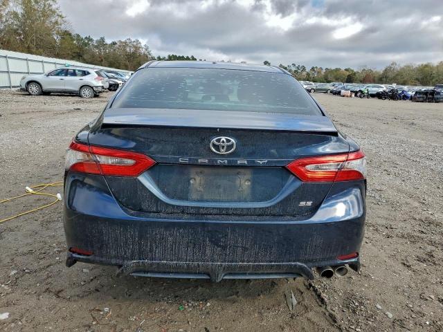 Toyota Camry L Image 5