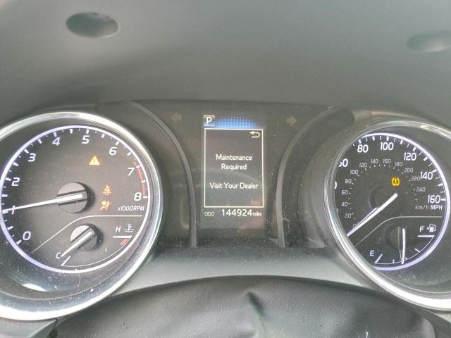 Toyota Camry L Image 9