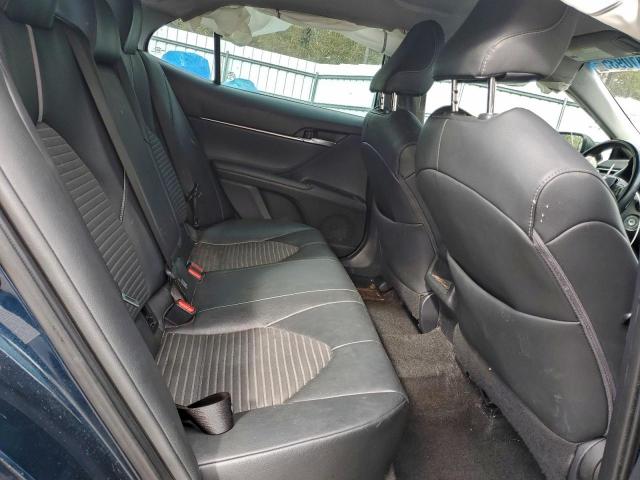 Toyota Camry L Image 10