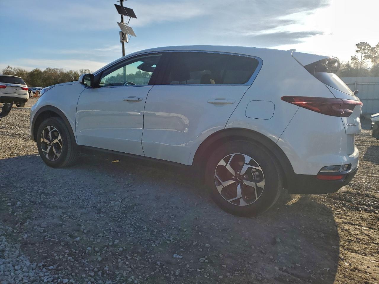 Kia Sportage Lx Image 2