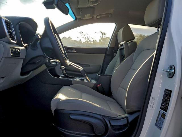 Kia Sportage Lx Image 4