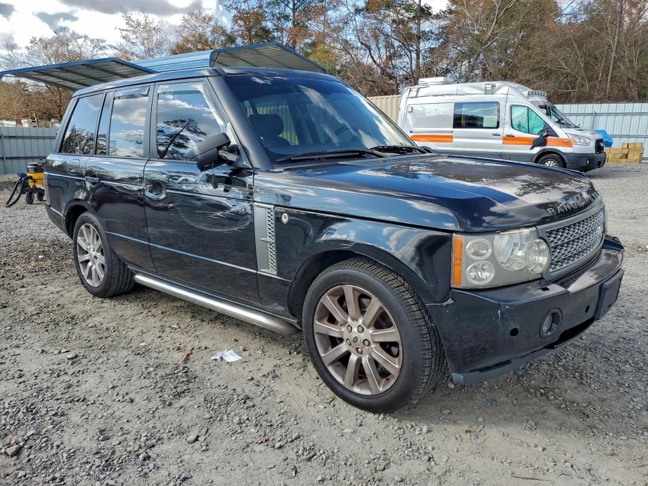 Land Rover Range Rover Supercharged Image 4