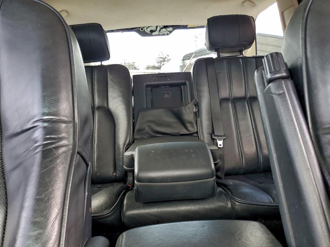 Land Rover Range Rover Supercharged Image 11