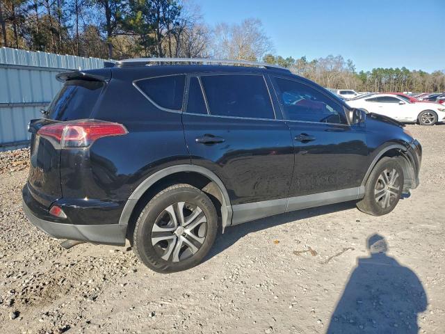 Toyota RAV4 Le Image 10