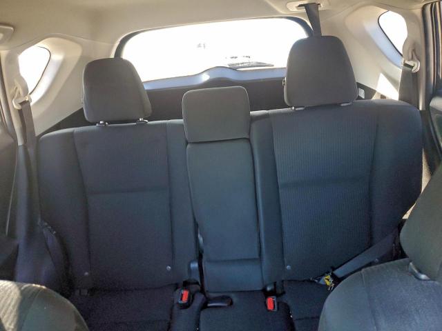 Toyota RAV4 Le Image 9